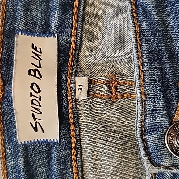 Studio Blue Skinny jeans size 31 - Picture 4 of 7
